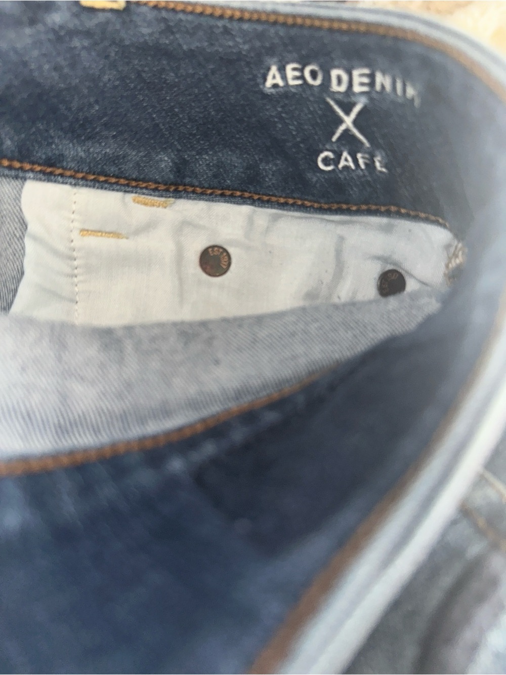 American Eagle Outfitters Blue Flare Jeans - Picture 8 of 8
